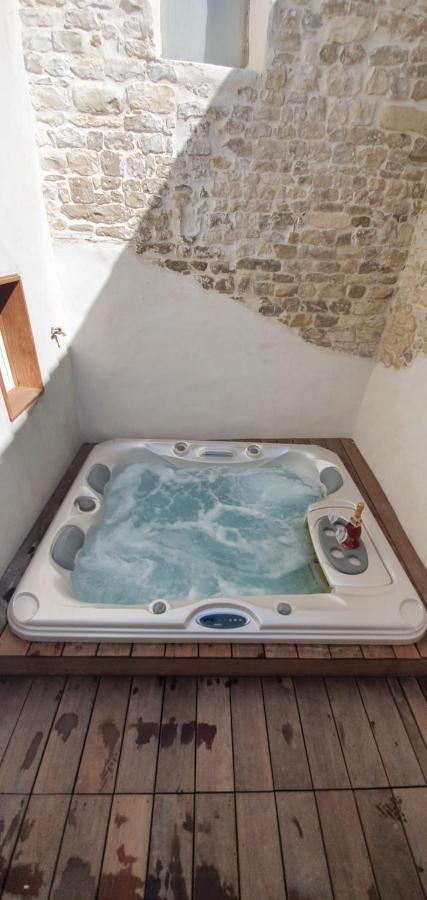 L'Acqua Dolce - La Rochelle - Ile De Re - Jacuzzi La Rochelle (Charente-Maritime) Exterior photo