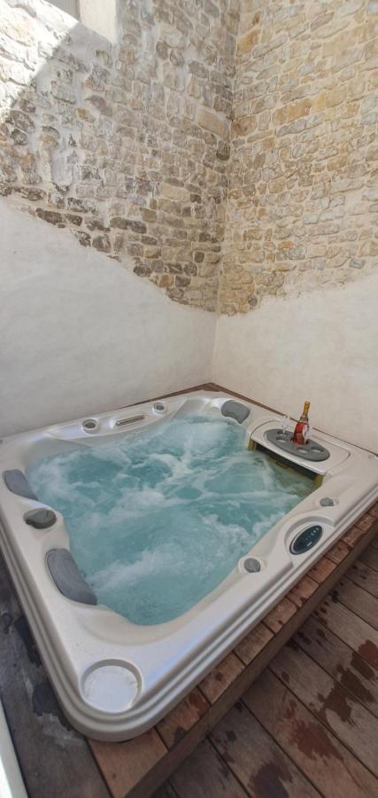 L'Acqua Dolce - La Rochelle - Ile De Re - Jacuzzi La Rochelle (Charente-Maritime) Exterior photo